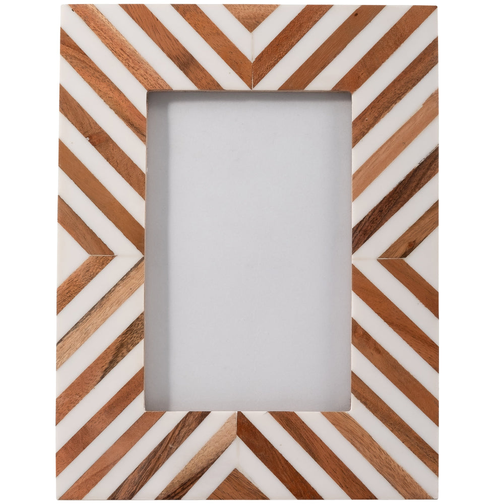 Sagebrook Casey White Resin & Wood Photo Frame - 4" x 6"