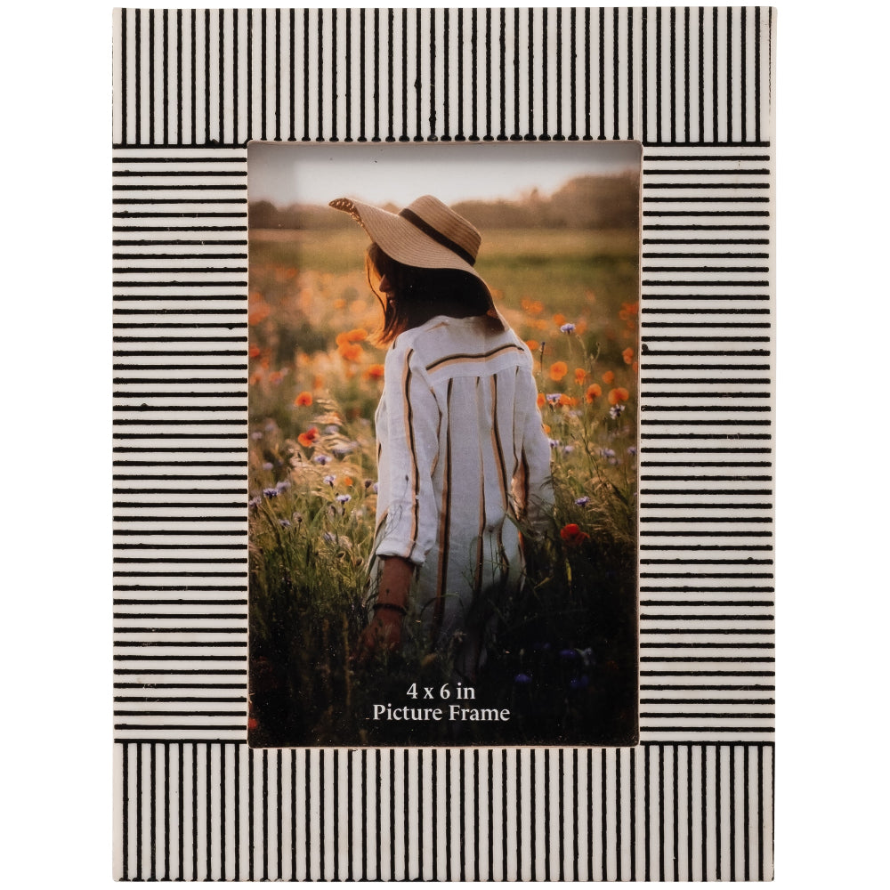 Sagebrook Etched Black & White Striped Resin Photo Frame - 4" x 6"