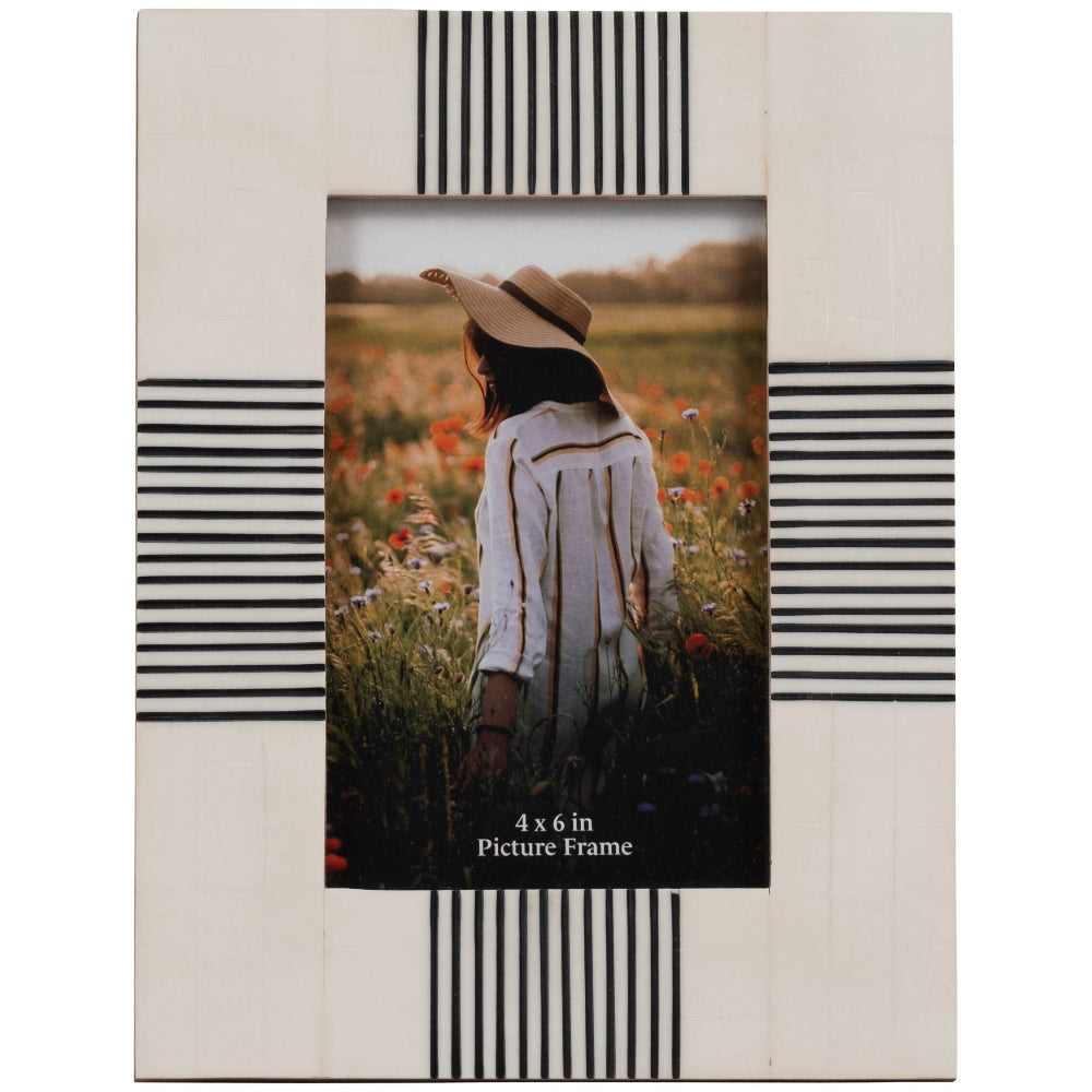 Sagebrook Etched Black & White Striped Resin Photo Frame - 4" x 6"
